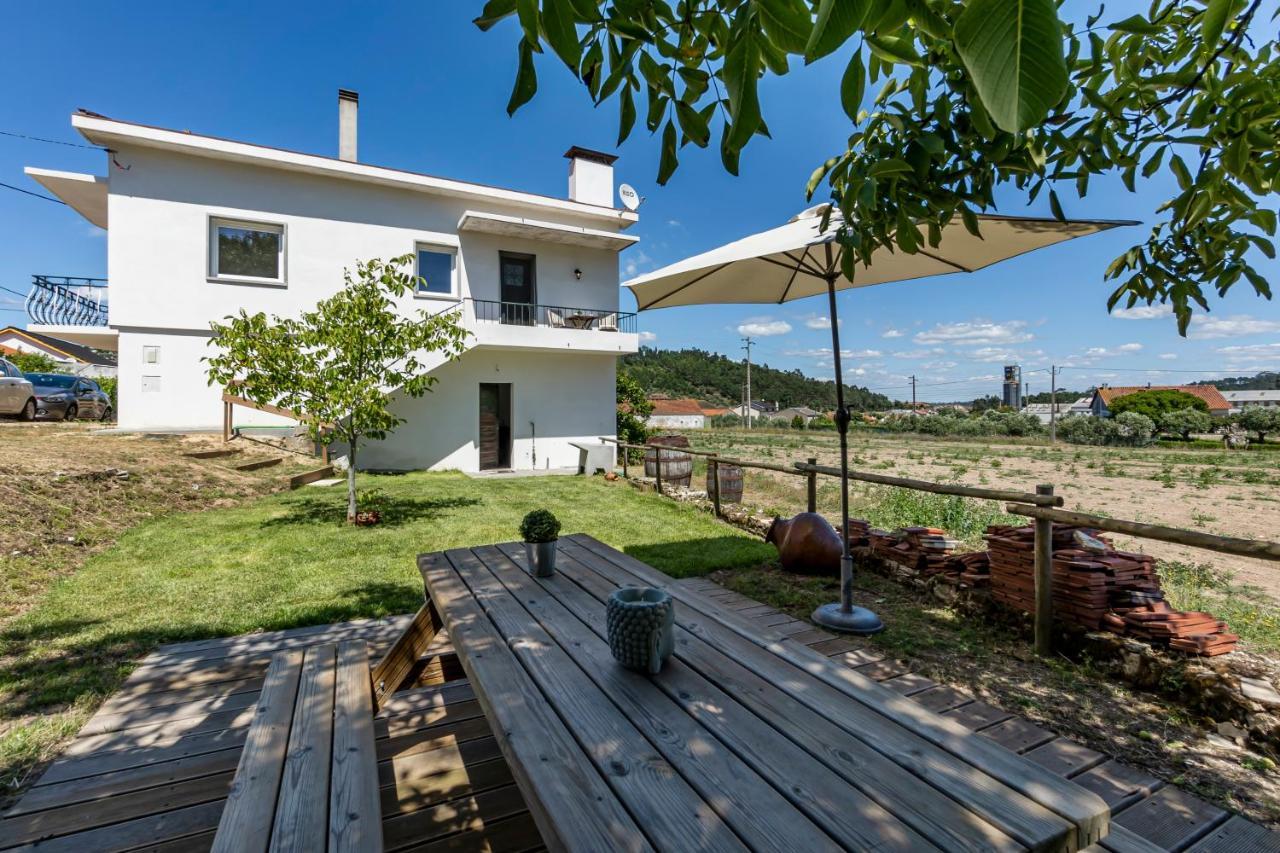 Charming Country House Ourém Buitenkant foto